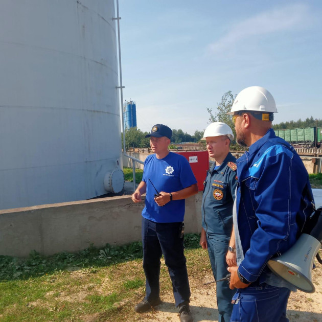 c090f1df-4a2b-4cce-aa84-9c9b4c255a7a